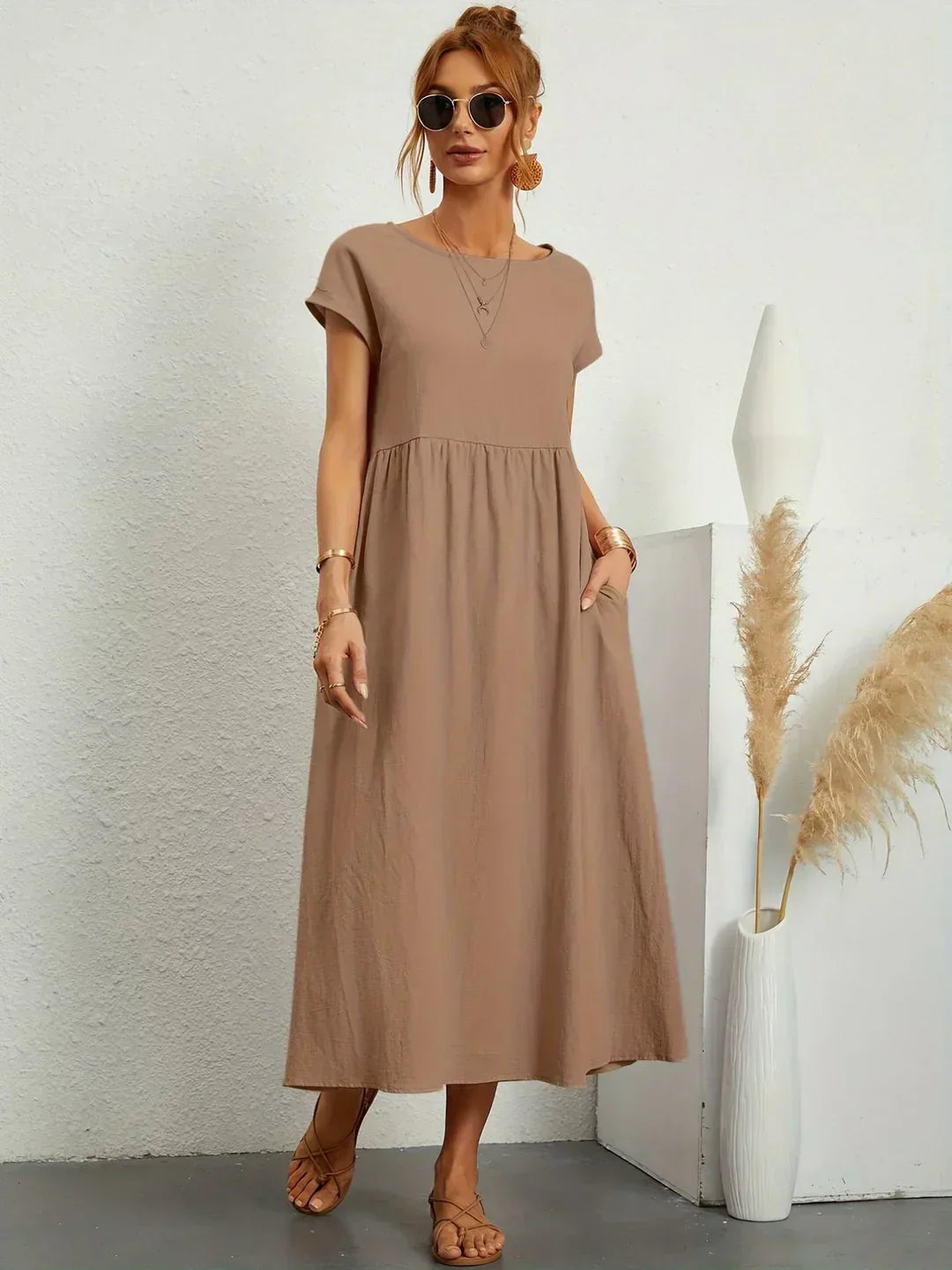 Gabrielle™ — Elegancka, midi sukienka o swobodnym kroju