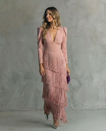 Clara™ | Elegancka sukienka midi z frędzlami